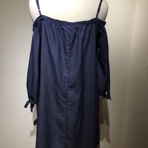 Denim Cold Shoulder Dress - Picture 3 of 4